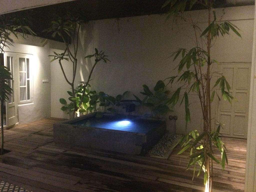 The Patio Yogya Διαμέρισμα Γιογκιακάρτα Εξωτερικό φωτογραφία