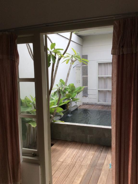 The Patio Yogya Διαμέρισμα Γιογκιακάρτα Εξωτερικό φωτογραφία